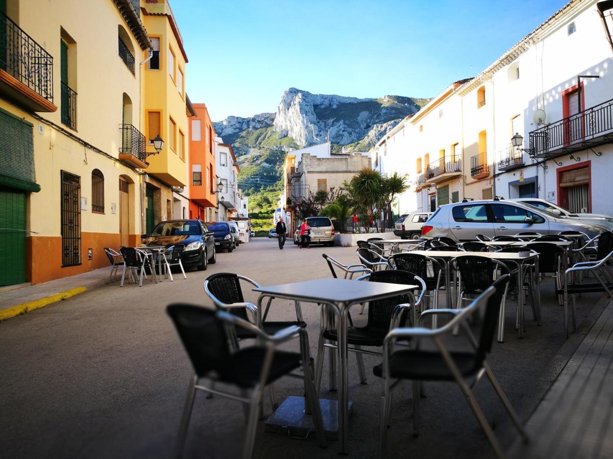 Aparthotel Buhardilla Rustica En La Vall De Gallinera Patró Exterior foto