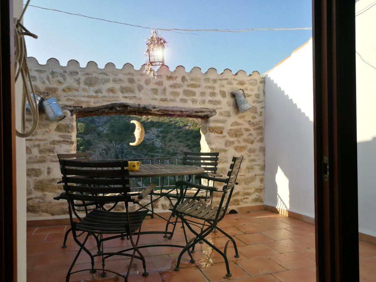 Aparthotel Buhardilla Rustica En La Vall De Gallinera Patró Exterior foto