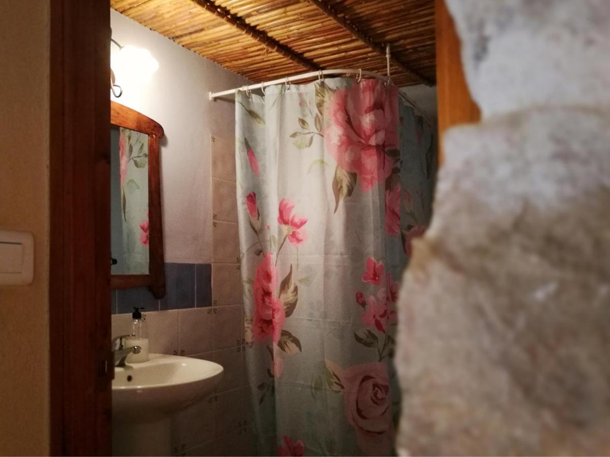Aparthotel Buhardilla Rustica En La Vall De Gallinera Patró Exterior foto